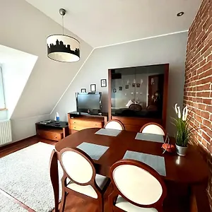 Agapella - Attic 550 M From The Apartament